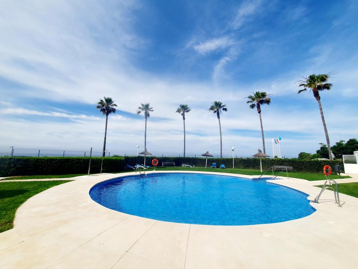 מארבלה Luna Beach Seafront מראה חיצוני תמונה