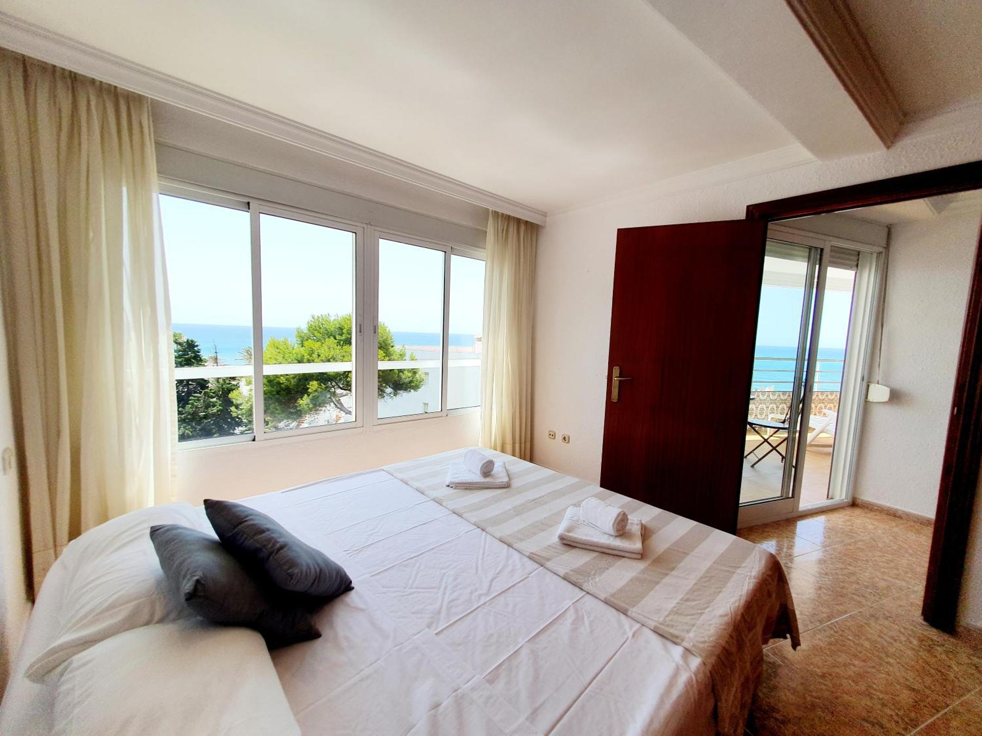 מארבלה Luna Beach Seafront מראה חיצוני תמונה