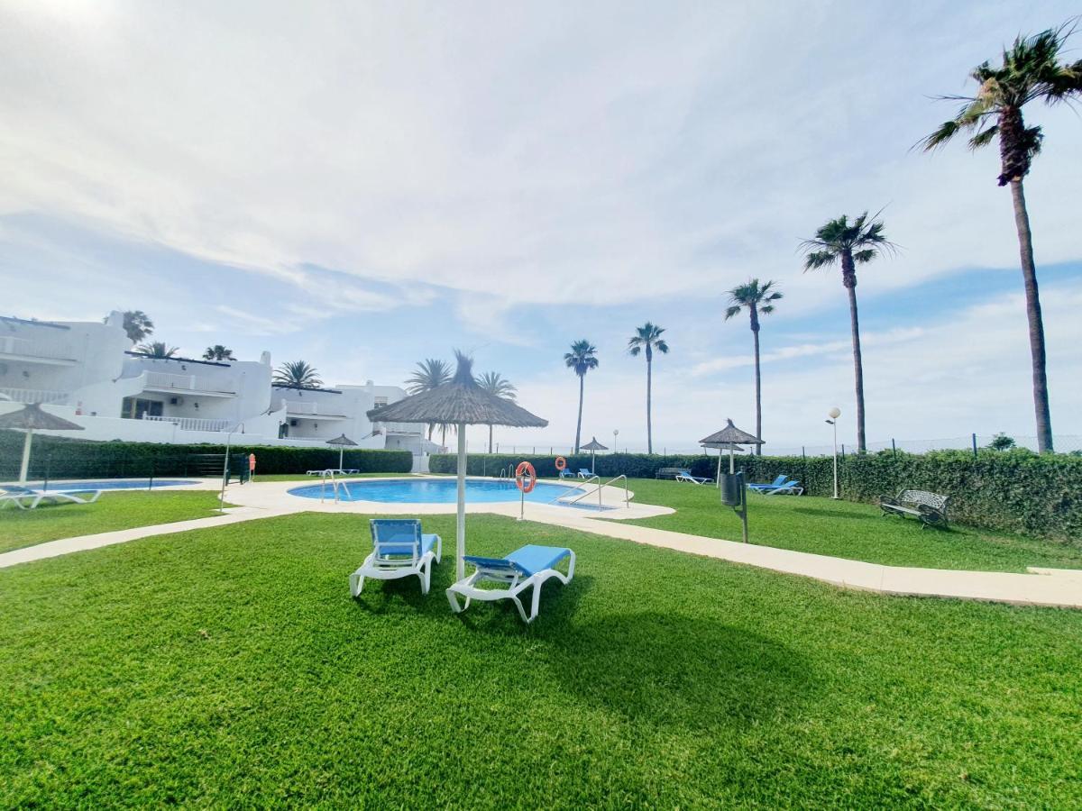 מארבלה Luna Beach Seafront מראה חיצוני תמונה